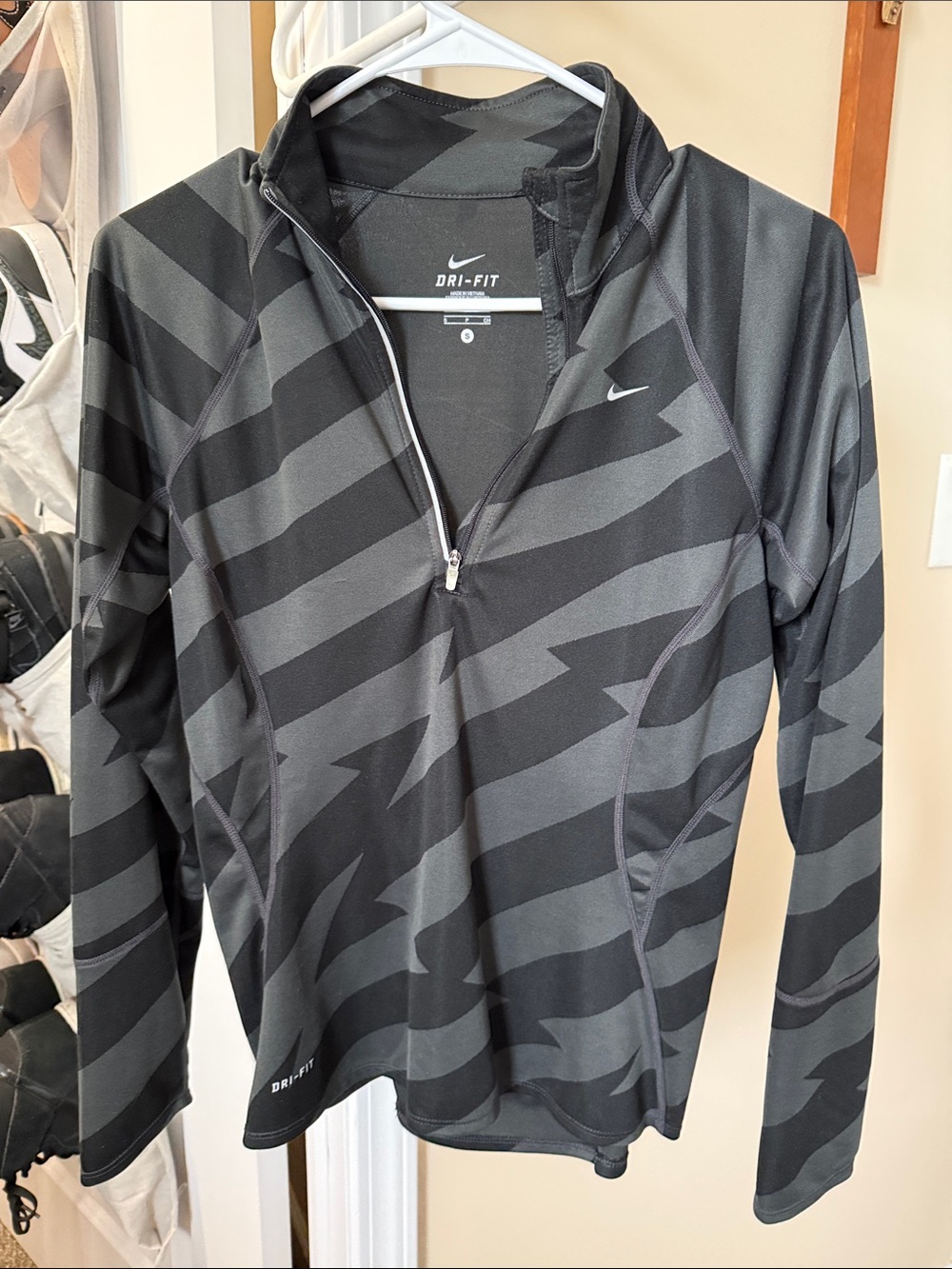 Nike Black & Charcoal Dri-FIT Quarter-Zip Pullover